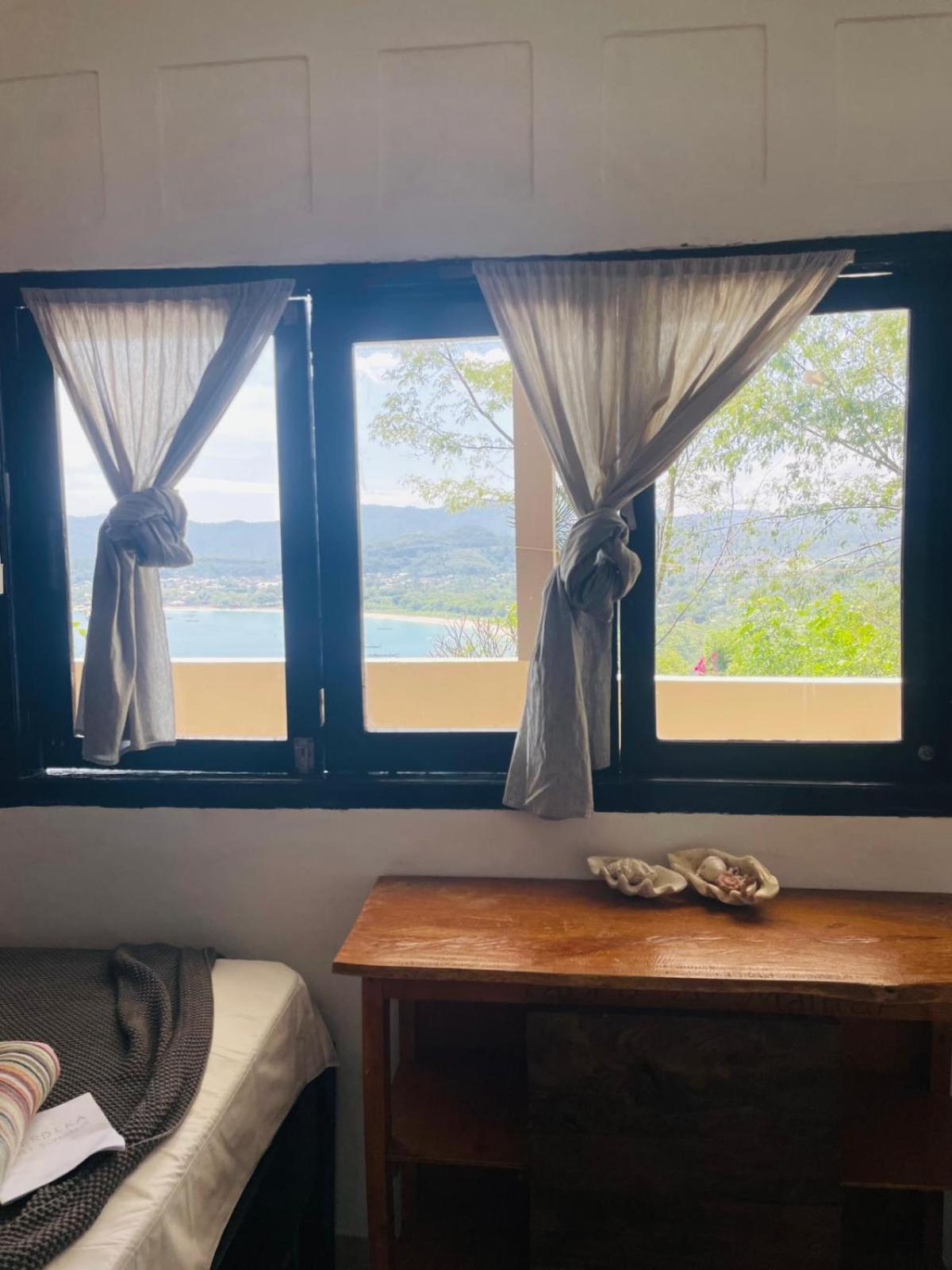 Merdeka House Maluk Pokoj fotografie