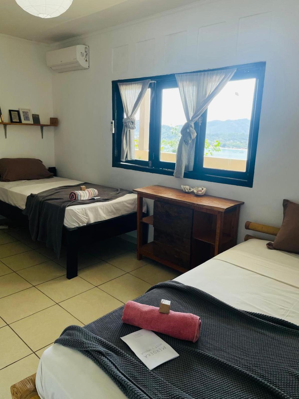 Merdeka House Maluk Pokoj fotografie